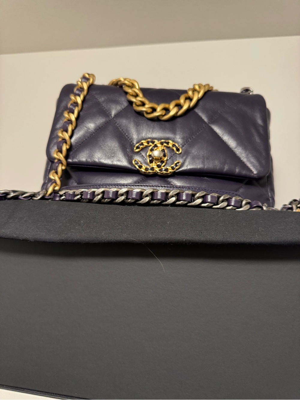CHANEL Quilted Purple Leather Shoulder Bag with Gold Chain